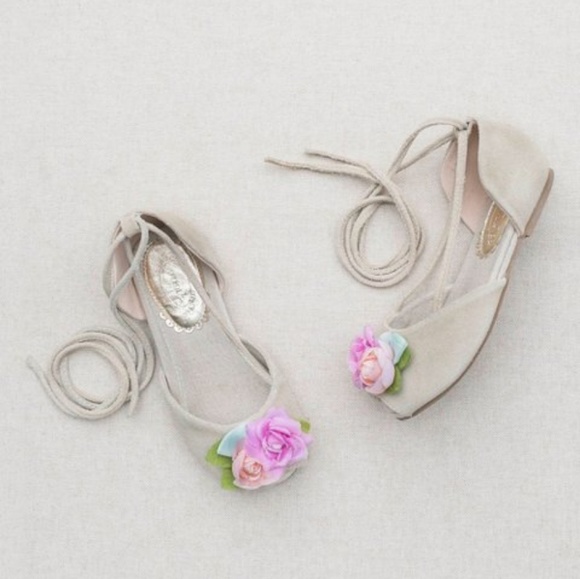 Joyfolie Other - Joyfolie floral peep toe shoes